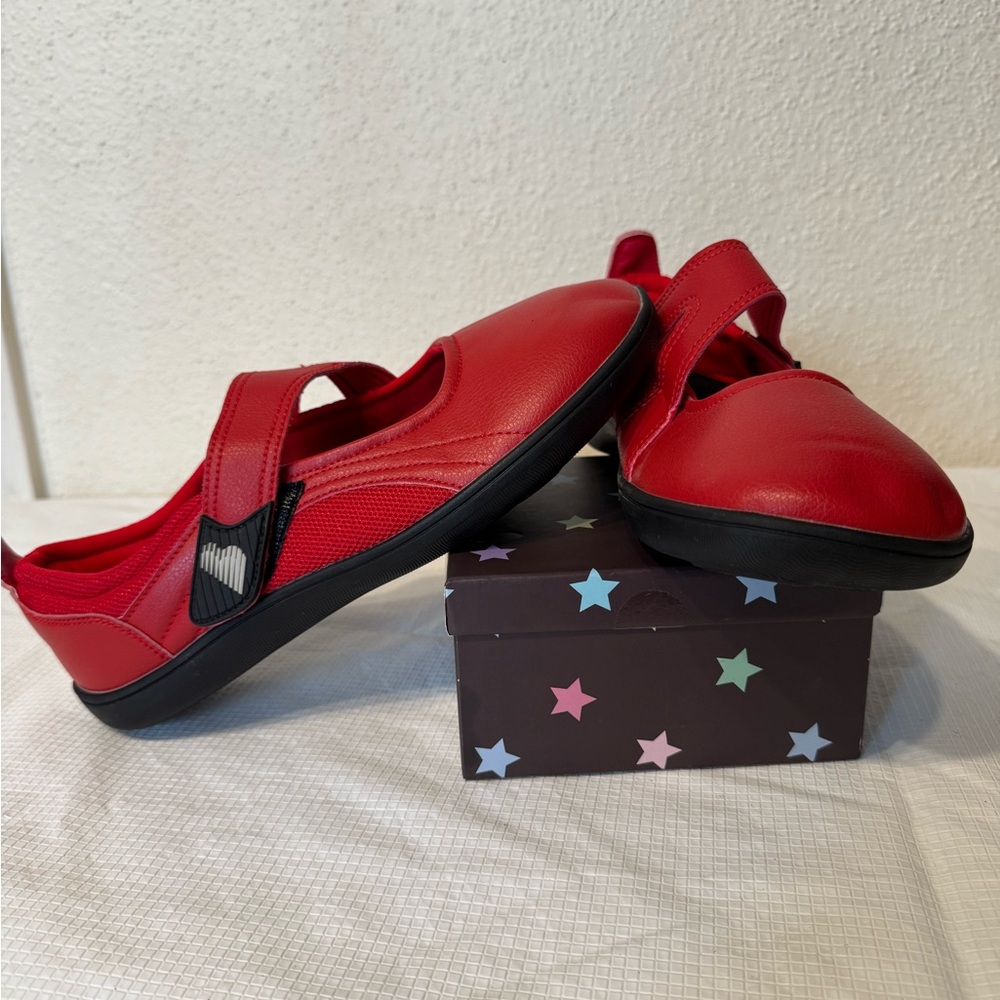 Red and Black Mary Jane Flats with Strap - Picture 12 of 16